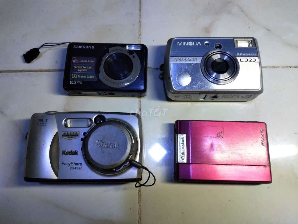 Lô 4 máy ảnh hàng bãi Nhật ve chai. Mua bán Máy ảnh, Máy quay tại Quận Tân Phú Tp Hồ Chí Minh được đăng bởi Hàng Nhật Bãi hình 1