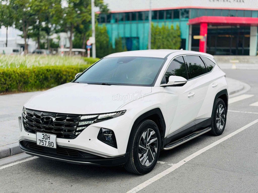 Hyundai Tucson Fun дизель кнопка старт 90000 км белый