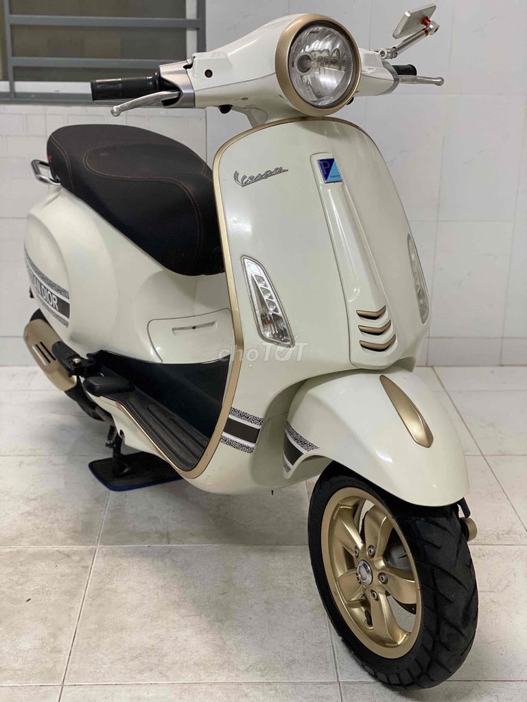 Vespa Primavera 3vie 2014.