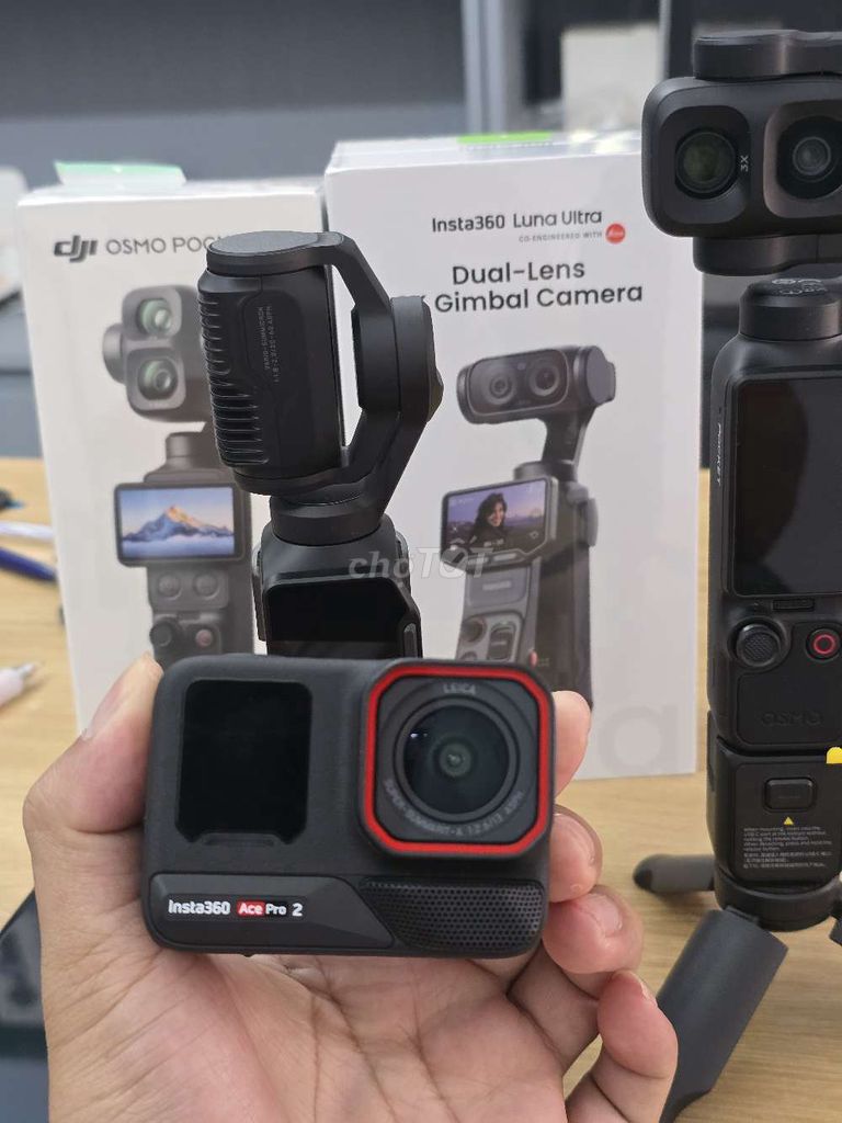 Camera hành động Insta360 Ace Pro 2 Đen Leica. Mua bán Máy ảnh, Máy quay tại Quận Ngũ Hành Sơn Đà Nẵng được đăng bởi AT Camera Đà Nẵng hình 1