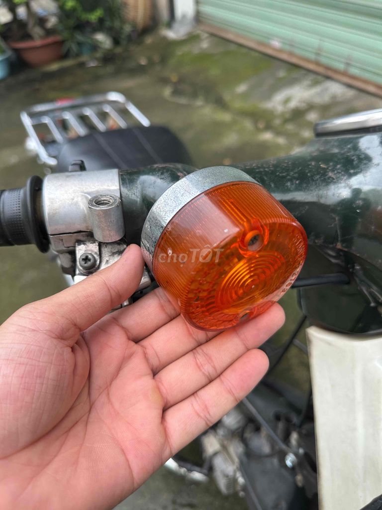 honda cub 96/50 date 2004. Mua bán Xe máy tại Thành phố Dĩ An Bình Dương được đăng bởi hoàng hồ hình 8