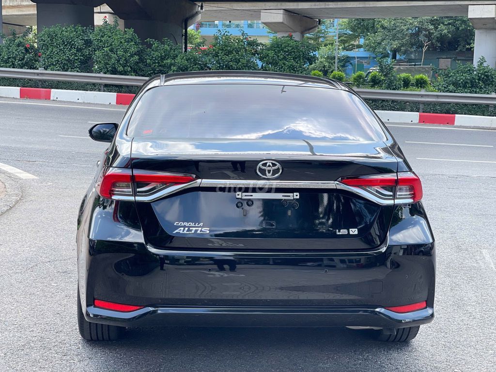Toyota Corolla Altis 2022 đky 2023 1.8v - 46000 km. Mua bán Ô tô tại Quận Hoàng Mai Hà Nội được đăng bởi TOYOTA PHÁP VÂN hình 5