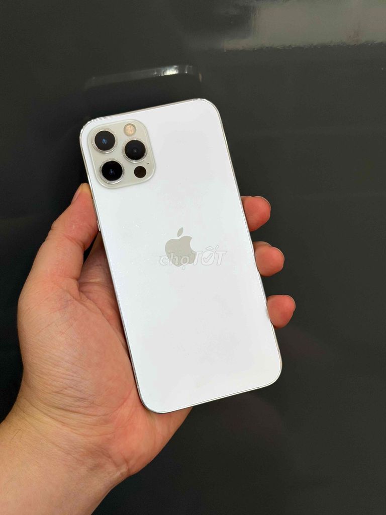 iPhone 12 Pro 256GB Trắng Pin 86 Chip A14 2sim 838. Mua bán Điện thoại tại Quận Ninh Kiều Cần Thơ được đăng bởi Quý Mobile Cần thơ hình 1