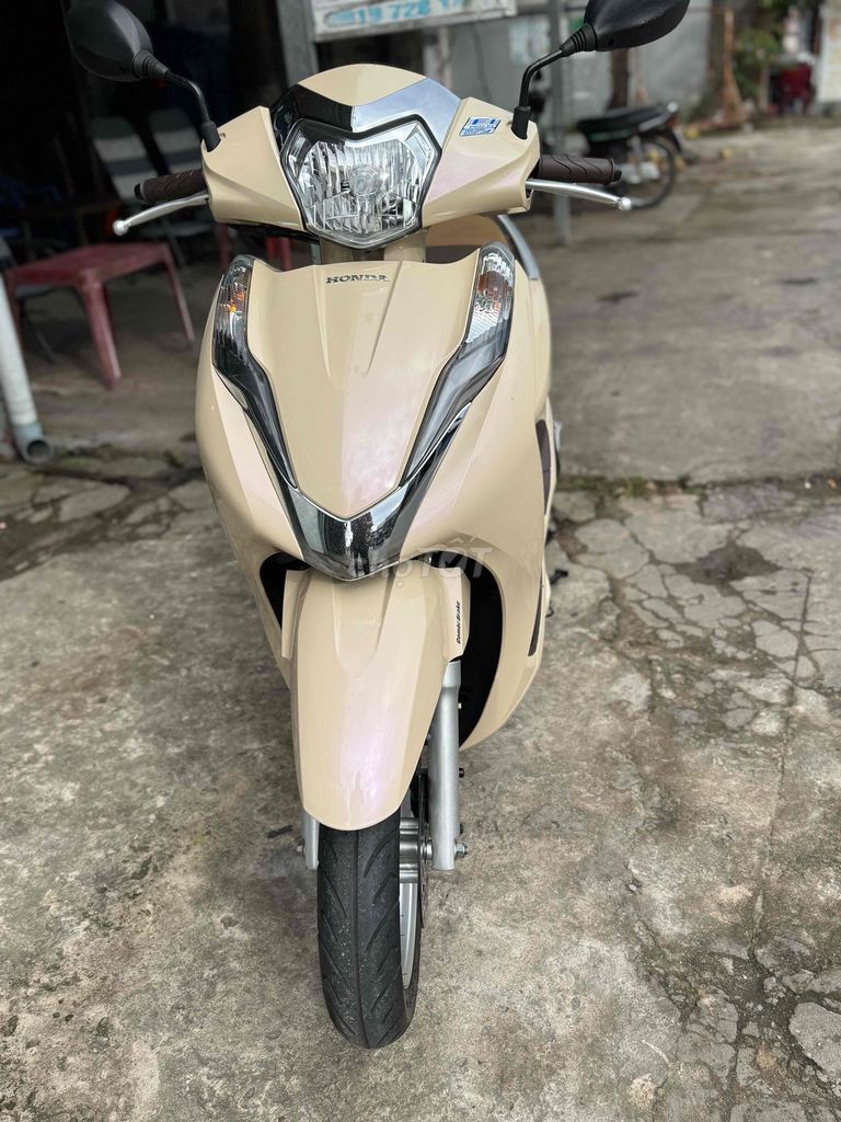 Honda Lead Khóa Thông Minh/ Odo: 1200 Km Hiếm. Mua bán Xe máy tại Quận Bình Thuỷ Cần Thơ được đăng bởi CỬA HÀNG XE MÁY VŨ Fi hình 1