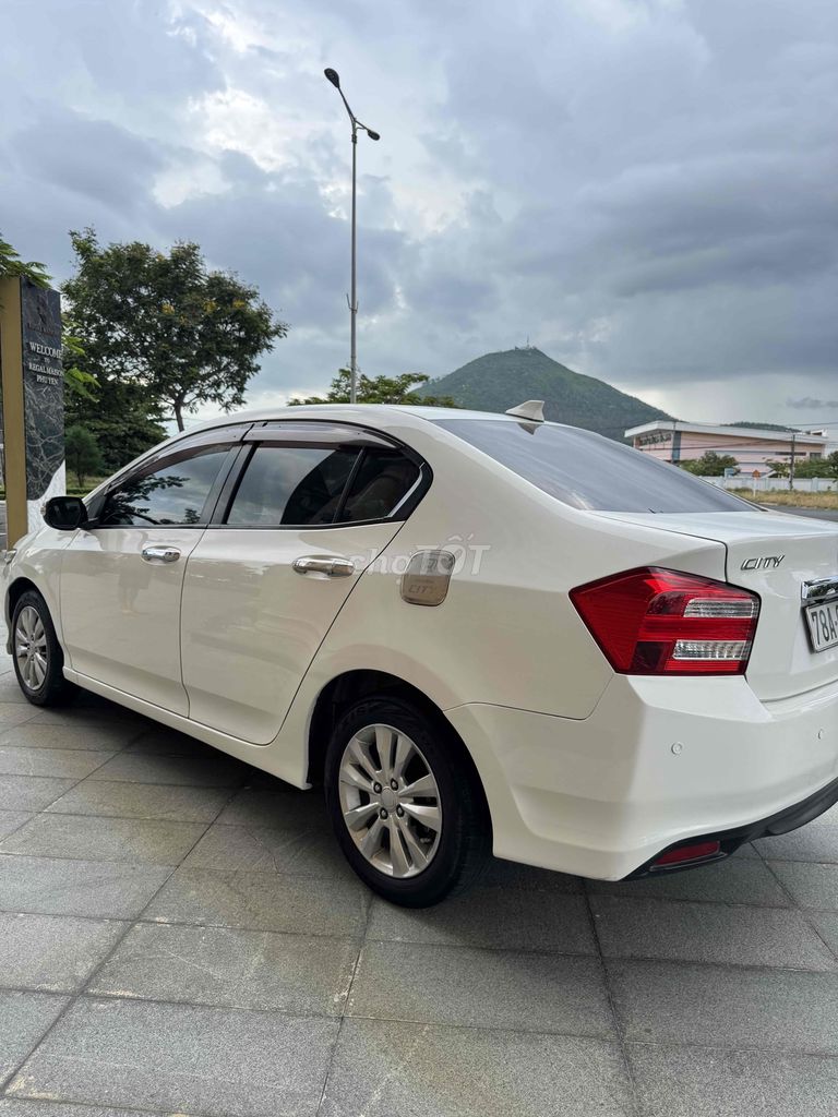Honda City 2014 1.5 AT - 120000 km. Mua bán Ô tô tại Thành phố Tuy Hòa Phú Yên được đăng bởi Quang Huynh hình 4