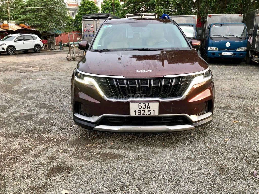 Kia Carnival 2022 2.2D Luxury 8 chỗ - 76000 km