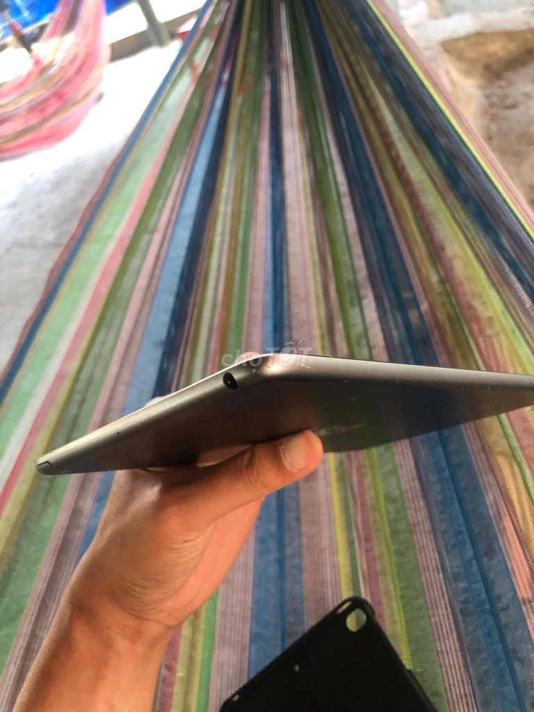 Ipad mini5 256gb loa hơi dè người dùng