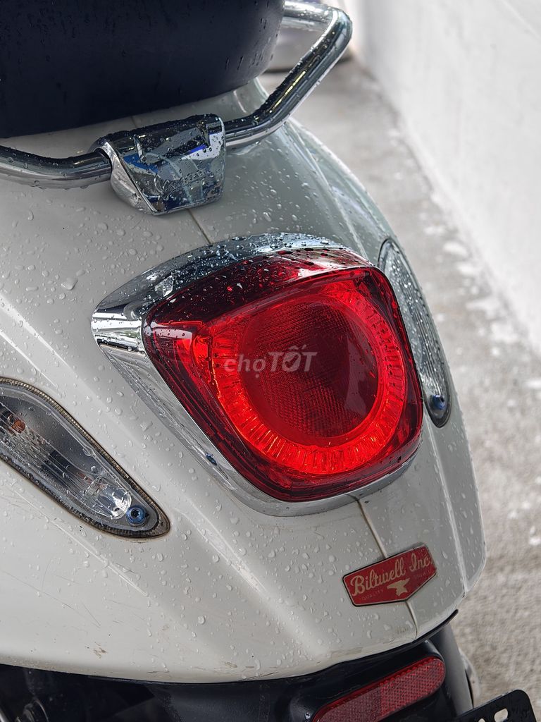 Vespa Sprint S125 ĐKLĐ 2019 CC sẵn sang tên 39,5TR. Mua bán Xe máy tại Quận Hai Bà Trưng Hà Nội được đăng bởi hoàng Sơn hình 7