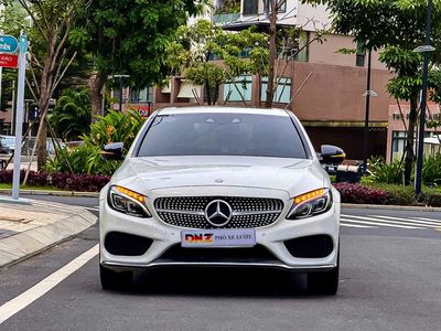 Mercedes Benz C300 AMG model 2018 Full option. Mua bán Ô tô tại Quận 7 Tp Hồ Chí Minh được đăng bởi JENNIE