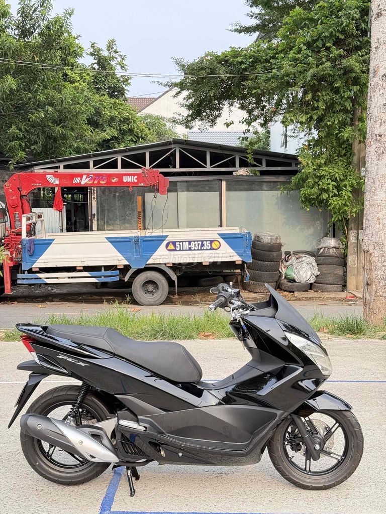 Honda PCX 125 2014 г. черный глянцевый — рассрочка с перв. взносом 8 млн