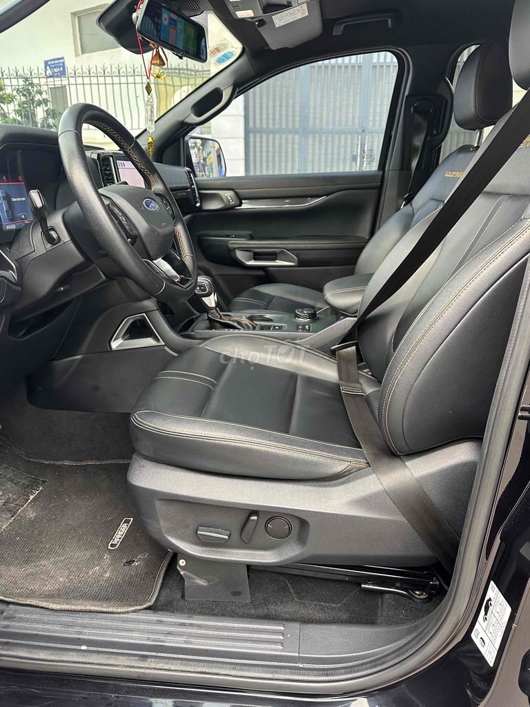 Ford Ranger 2023 Wildtrak 2.0L 4x4 AT - 42000 km. Mua bán Ô tô tại Quận 8 Tp Hồ Chí Minh được đăng bởi Cửa Hàng Xe Máy 288 Phong Trề hình 10