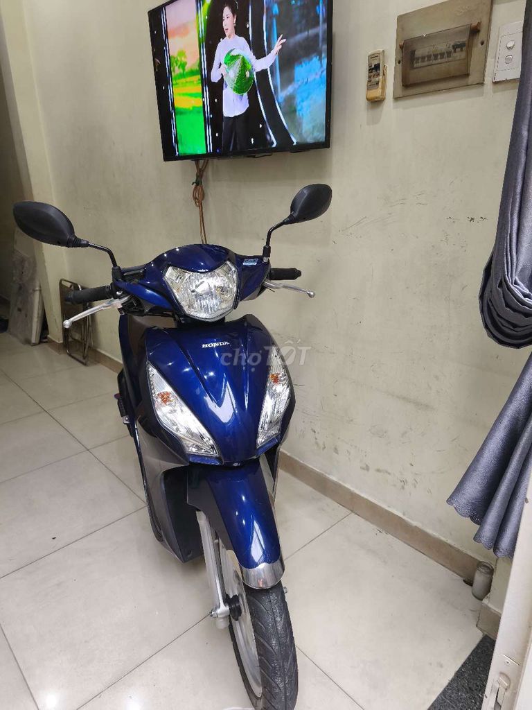 Vison 2018 Fi trùm mền bstp 1 chủ. Mua bán Xe máy tại Quận 3 Tp Hồ Chí Minh được đăng bởi Dung hình 1