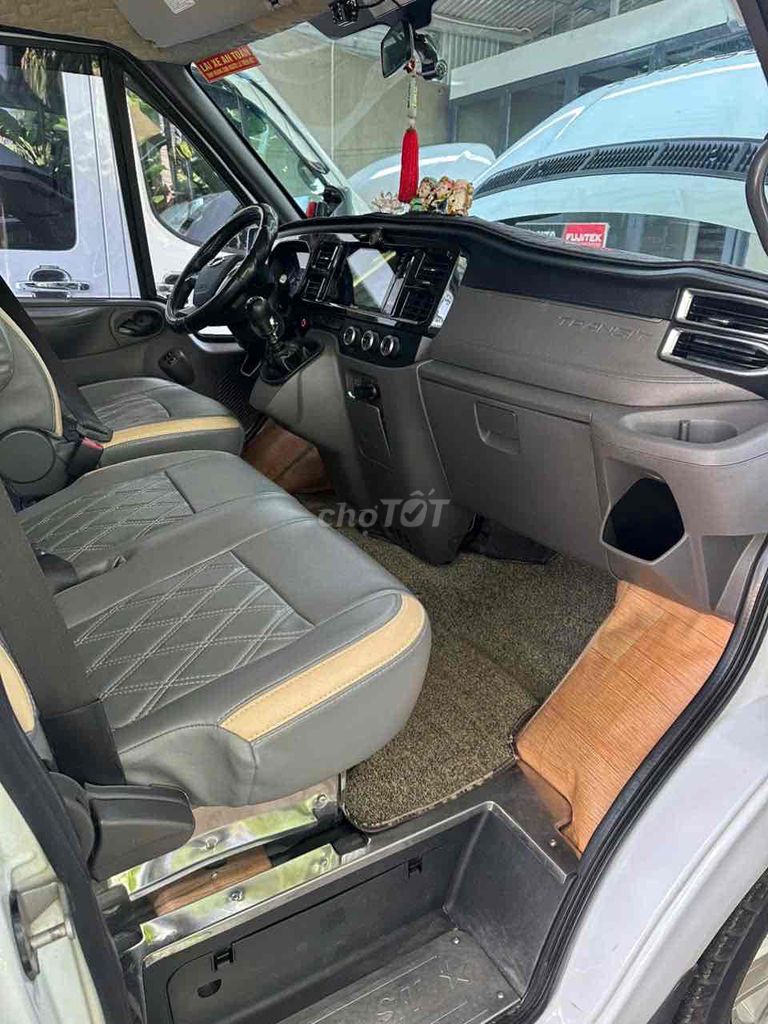 Ford Transit 2022 SVP Standard - 130000 km. Mua bán Ô tô tại Thị xã Hoài Nhơn Bình Định được đăng bởi  Bá Lợi hình 8