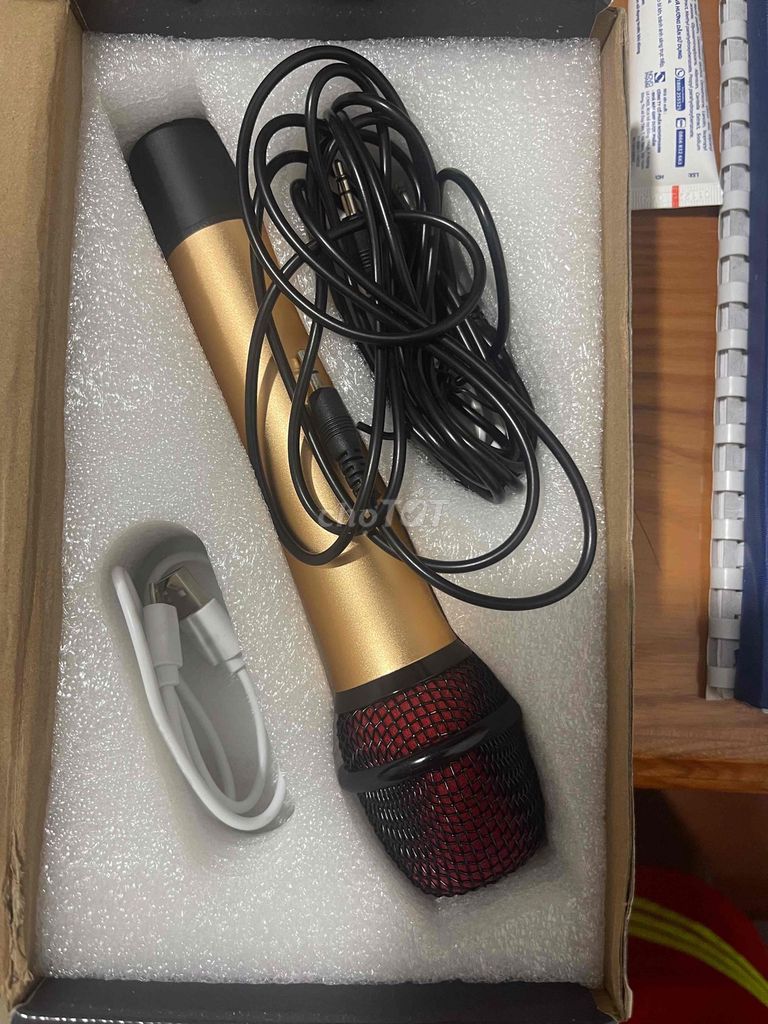 Micro karaoke FM Vàng đồng Đã sử dụng. Mua bán Tivi, Âm thanh tại Thành phố Biên Hòa Đồng Nai được đăng bởi Hoang Thanh hình 1