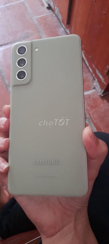 Samsung s21 fe. Mua bán Điện thoại tại Thị xã Duy Tiên Hà Nam được đăng bởi ĐƯC THANG NGUYEN hình 1