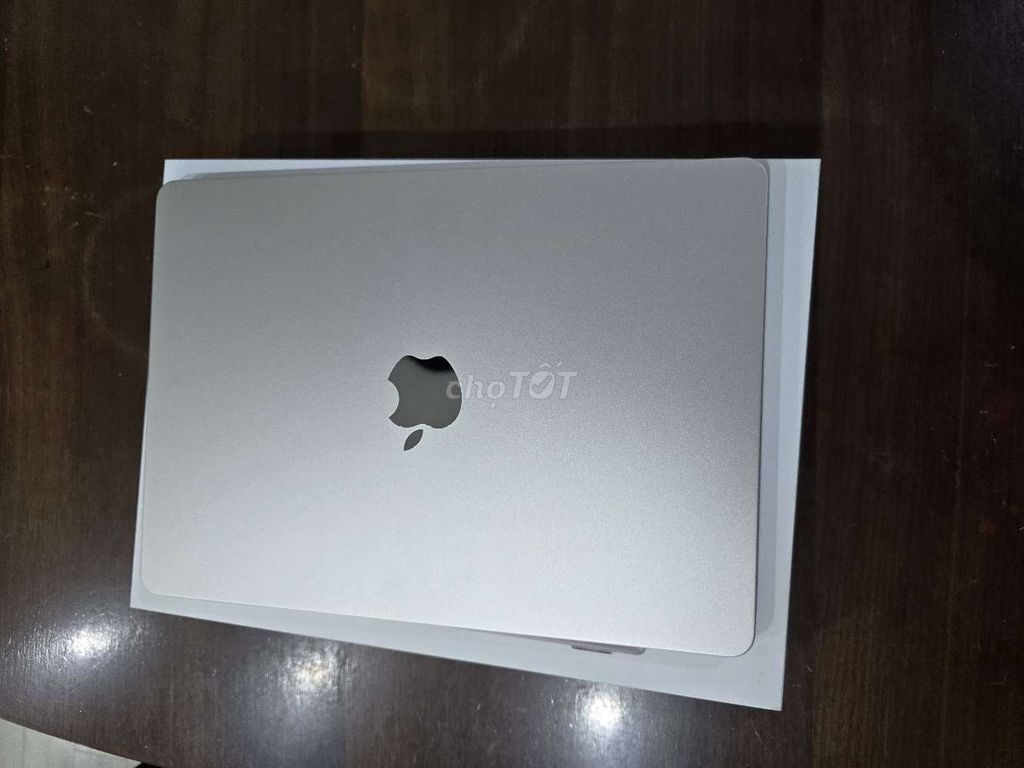 Macbook Air M5 13 inch 24GB/512GB Gần như mới. Mua bán Laptop tại Quận Long Biên Hà Nội được đăng bởi Hùng Cường hình 1