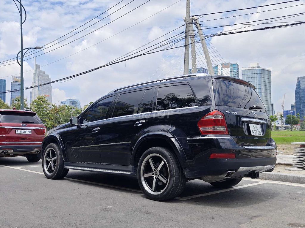 Bán xe Mercedes GL 550. Mua bán Ô tô tại Thành phố Thủ Đức Tp Hồ Chí Minh được đăng bởi Hoàng Sơn hình 3