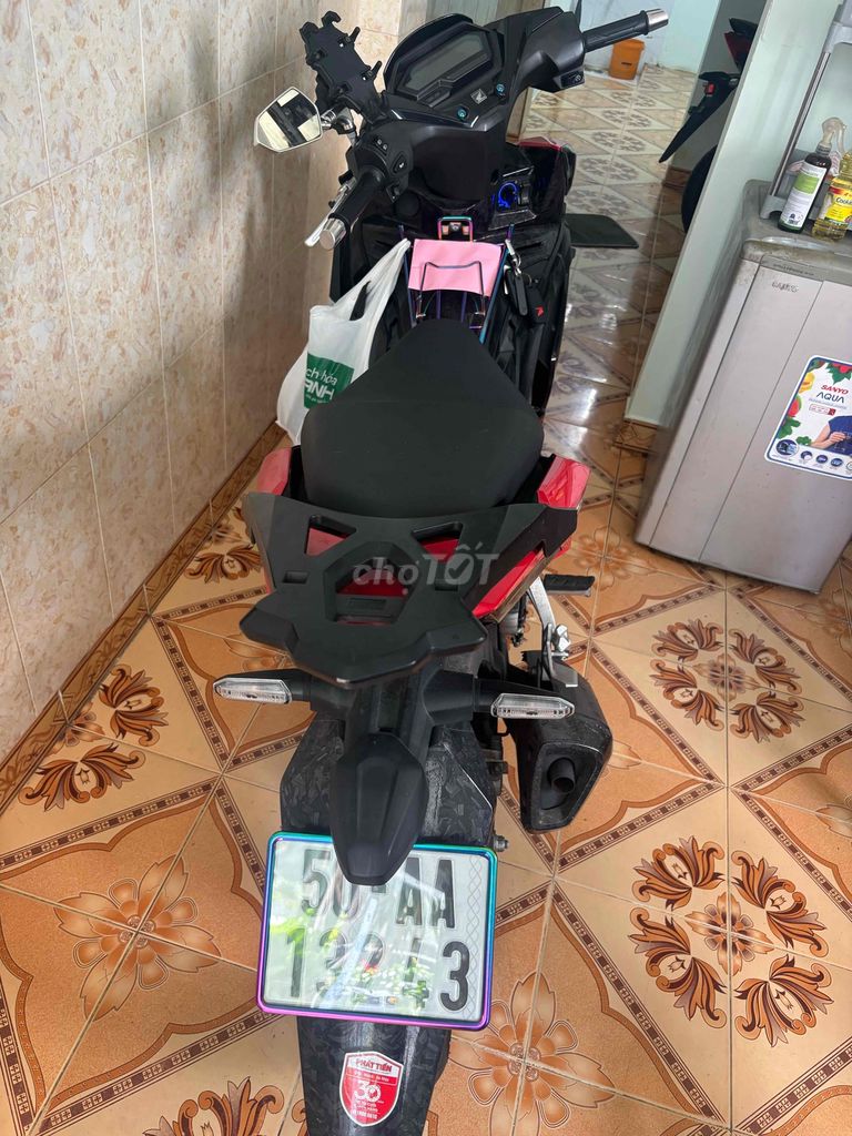 Honda Winner V4 2025 Красный Обычный 8600км