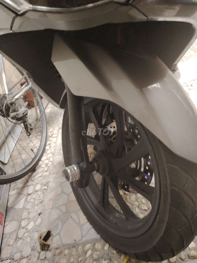 Pcx 150 chạy ít. Mua bán Xe máy tại Quận Long Biên Hà Nội được đăng bởi Nguyễn tuấn anh hình 3