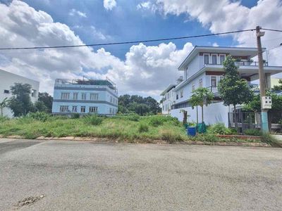 Đất xây biệt thự KDC Biconsi, phường Tân Bình, Tp Dĩ An.. Mua bán đất tại Thành phố Dĩ An Bình Dương được đăng bởi Việt Dĩ An 