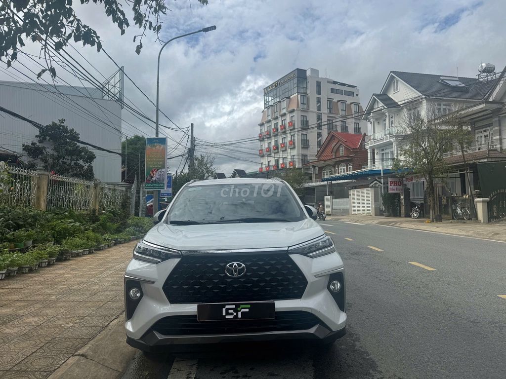 Toyota Veloz Cross 2024 - 48000 km. Mua bán Ô tô tại Thành phố Đà Lạt Lâm Đồng được đăng bởi Huy VF hình 4
