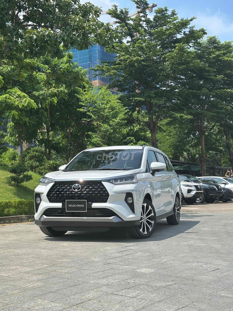 Toyota Veloz Cross 2025. Mua bán Ô tô tại Quận Hà Đông Hà Nội được đăng bởi Nguyễn Hà hình 2