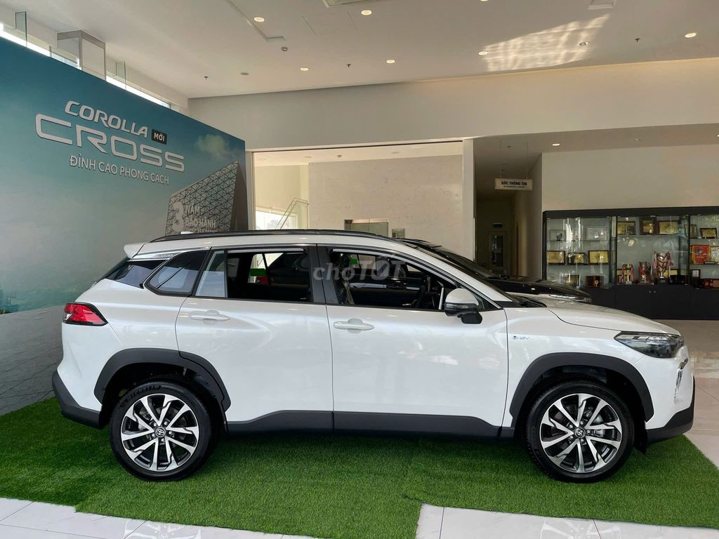 Toyota Corolla Cross 2026 photo 4