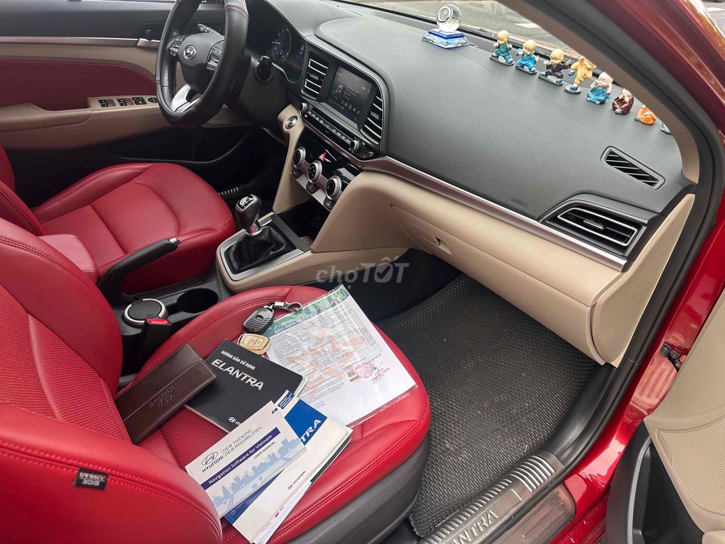 Hyundai Elantra 2019 1.6MT - 37000 km. Mua bán Ô tô tại Quận Cẩm Lệ Đà Nẵng được đăng bởi vinh hình 6
