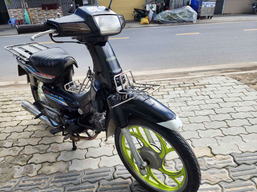 Cần bán xe rim lùn xe như hình đen đề đay đủ. Mua bán Xe máy tại Quận 7 Tp Hồ Chí Minh được đăng bởi Nguyễn Phúc Bảo hình 4