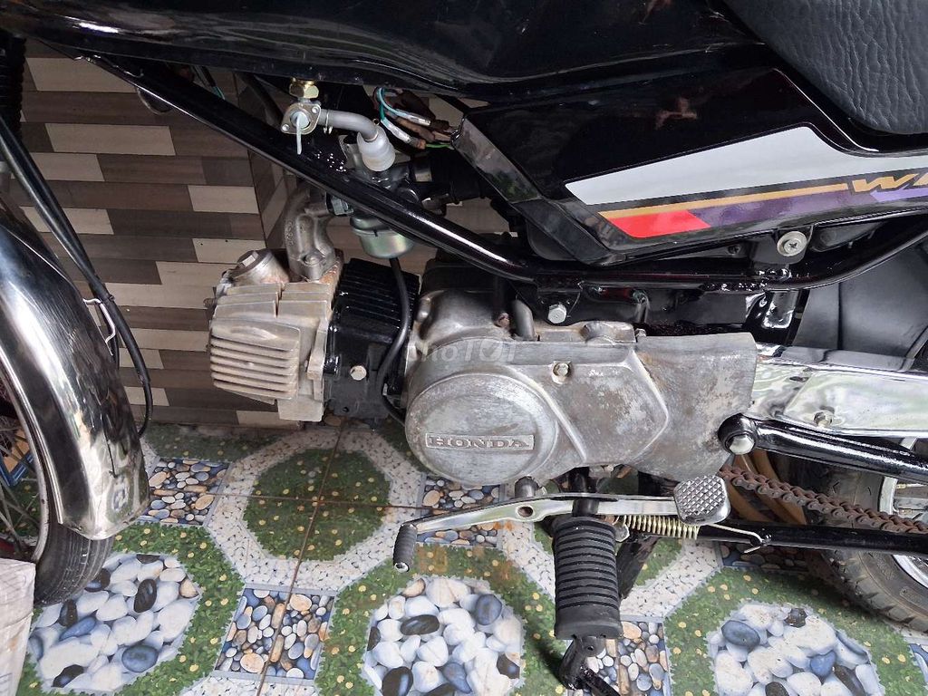 Honda Win 100, có giao lưu xe và điện thoại bù trừ. Mua bán Xe máy tại Quận 12 Tp Hồ Chí Minh được đăng bởi Phát Lộc 68 hình 7