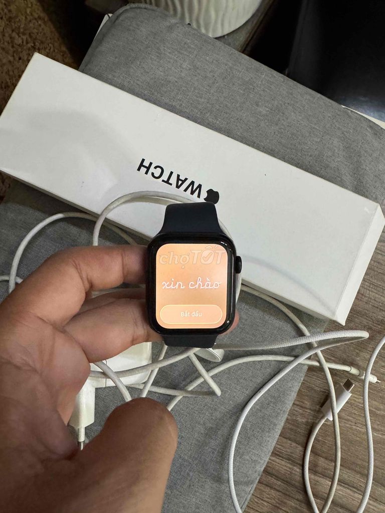 Apple Watch SE 3 LTE Đen Like new. Mua bán Thiết bị đeo thông minh tại Quận 3 Tp Hồ Chí Minh được đăng bởi Vũ Rạch Bùng Binh  hình 1