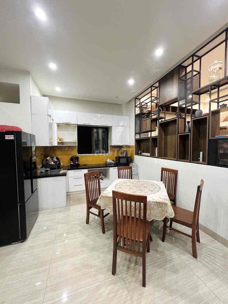 124 ✨ 🏙️ CHO THUÊ PENTHOUSE  ĐƯỜNG LÊ THẠCH