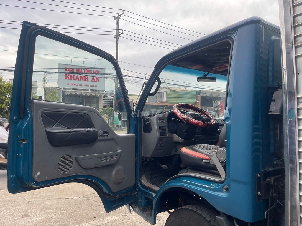 Kia K3000s 2012 thùng kín chất rin mộc. Mua bán Xe tải, xe ben tại Huyện Tân Phú Đồng Nai được đăng bởi Salon AUTO THÀNH TRUNG Đồng Nai hình 7