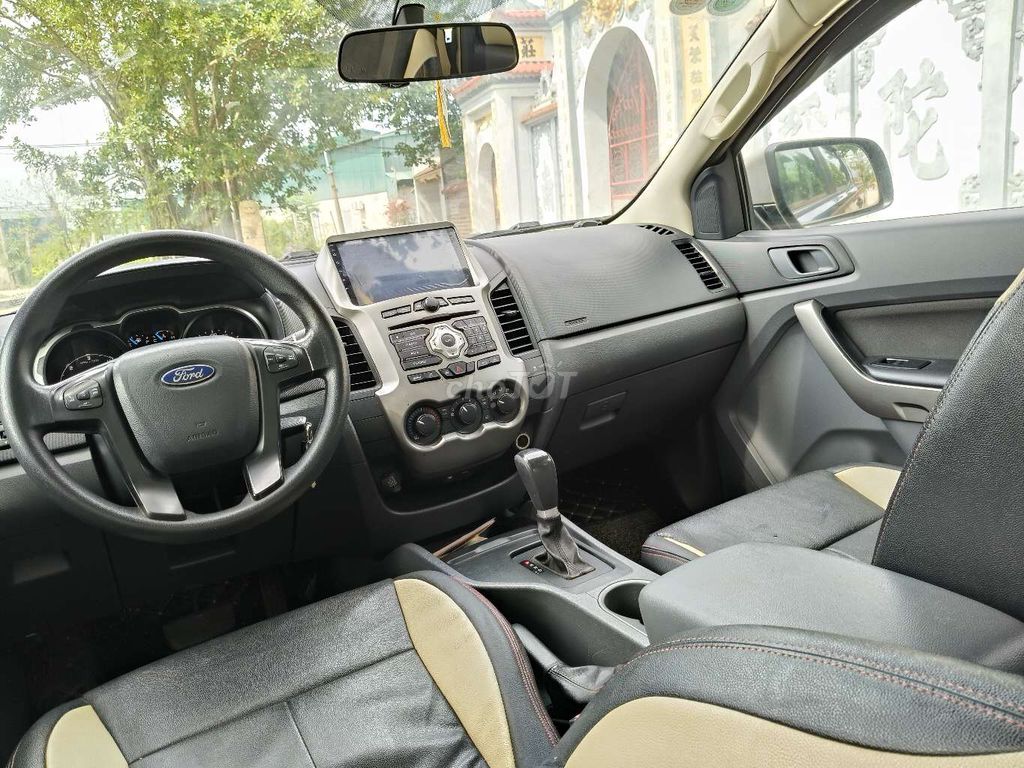 Ford Ranger 2017 XLS 2.2 4x2 AT - 98000 km. Mua bán Ô tô tại Huyện Thanh Trì Hà Nội được đăng bởi Chuyên mua bán xe Bán Tải Lướt  hình 11