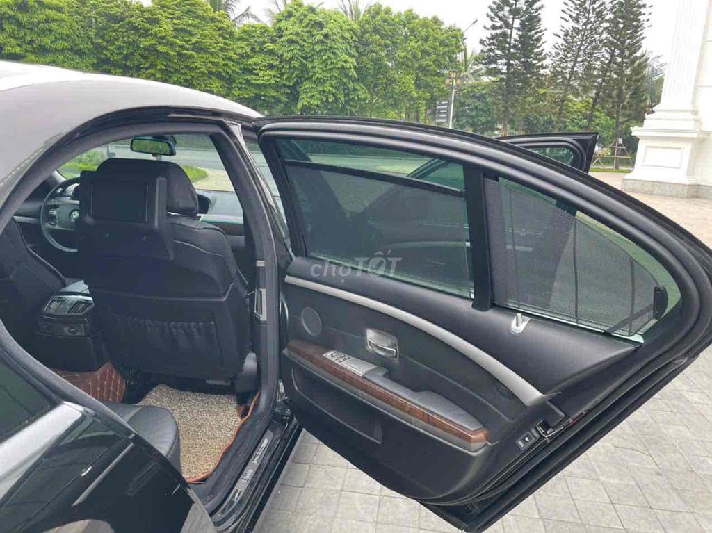 BÁN BMW 750Li ĐK 2008 MỚI NHẤT VIỆT NAN ***. Mua bán Ô tô tại Quận Long Biên Hà Nội được đăng bởi Em Minh hình 10