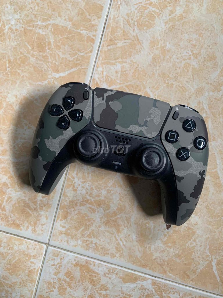 tay cầm ps5 camo