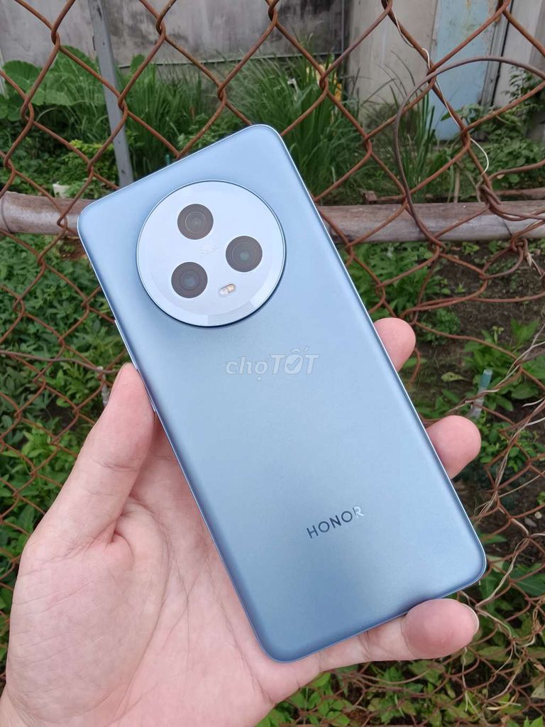 Honor Magic 5 ram 12-256GB nguyên bản. Mua bán Điện thoại tại Thành phố Thủ Dầu Một Bình Dương được đăng bởi HUNG MOBILE  hình 1
