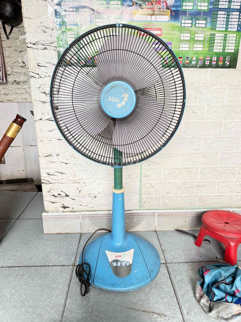 Quạt đứng ASIA chạy tốt. Mua bán Quạt tại Quận 12 Tp Hồ Chí Minh được đăng bởi hoàng an hình 1