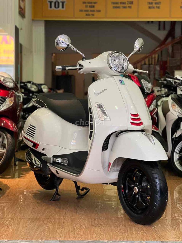 Vespa GTS 300 Quasa Super Sporty Full Led 2021