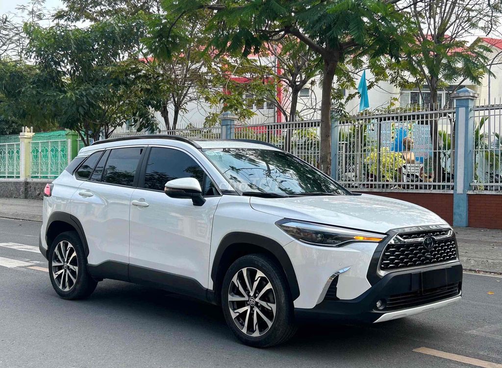 Toyota Corolla Cross 2021 1.8V. xe gia đình 1 chủ