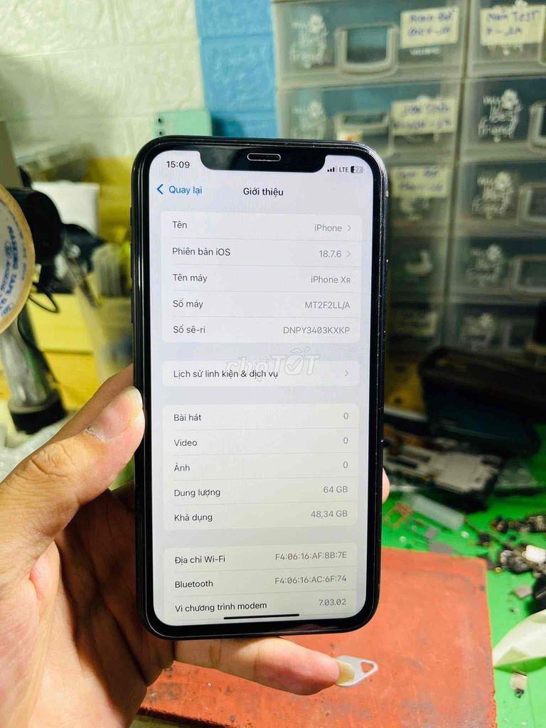 Apple iPhone XR 64GB Đen lock full sim. Mua bán Điện thoại tại Thành phố Biên Hòa Đồng Nai được đăng bởi Thà Lê APPLE hình 1