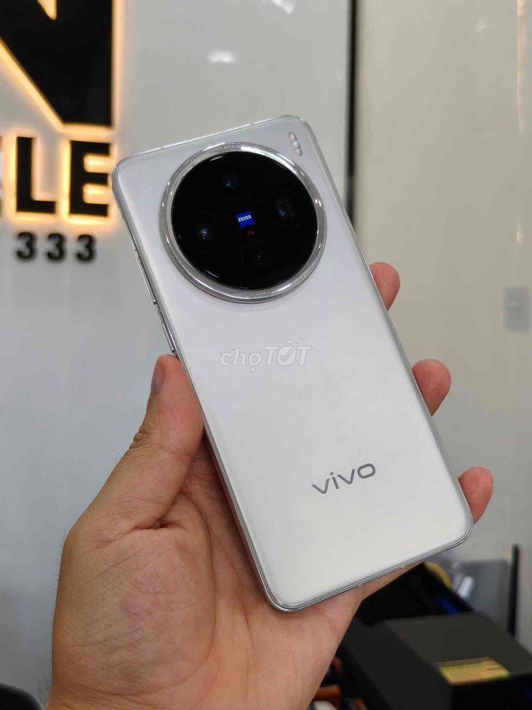 Vivo X200 5G 12/256GB Titan. Mua bán Điện thoại tại Thành phố Buôn Ma Thuột Đắk Lắk được đăng bởi HN Mobile BMT hình 1