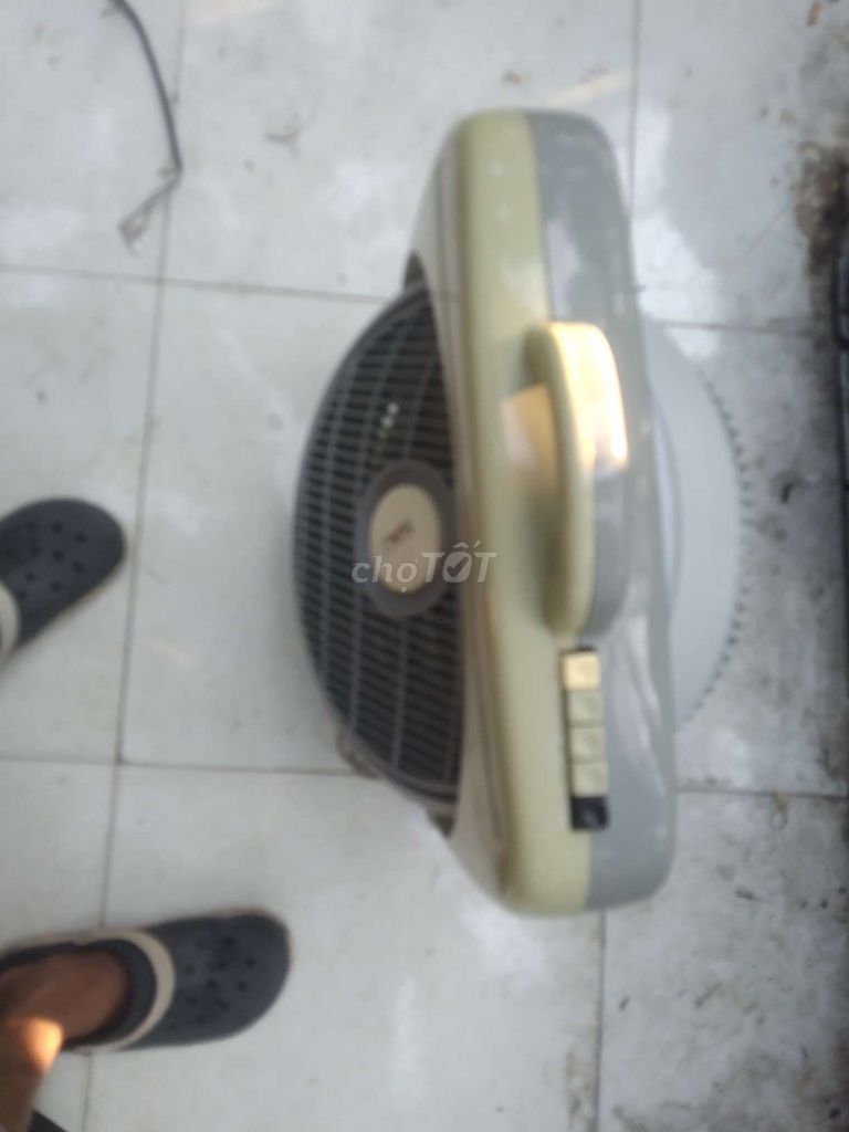 Quạt điện Hali Xám, Kem. Mua bán Quạt tại Huyện Châu Thành Bến Tre được đăng bởi Nguyễn Hoàng Thái Tâm  hình 1