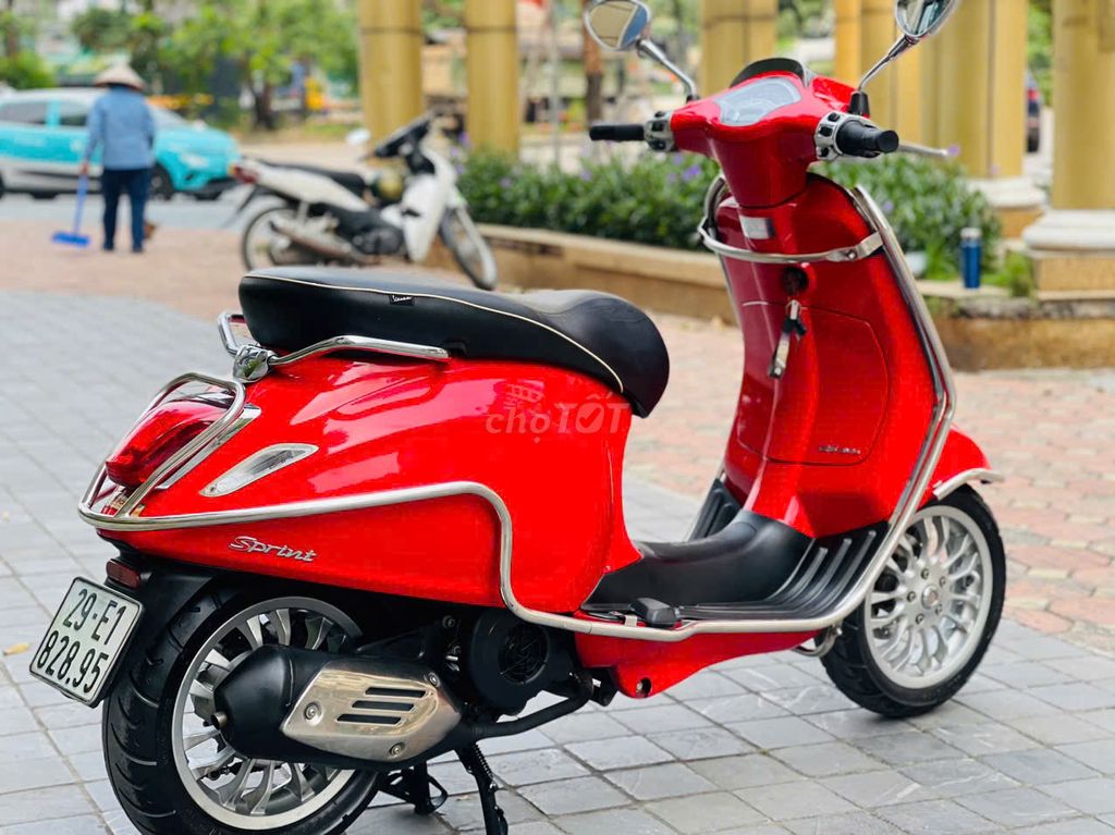 PIAGGIO VESPA SPRINT BIỂN 29 XE 1 CHỦ ĐI MÁY ZIN. Mua bán Xe máy tại Quận Cầu Giấy Hà Nội được đăng bởi A Nam hình 4