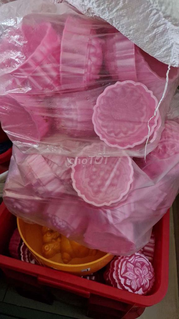 Bộ 10 Khuôn làm bánh nhựa màu hồng. Mua bán Dụng cụ nhà bếp tại Quận Bình Tân Tp Hồ Chí Minh được đăng bởi TRẦN GIA hình 1