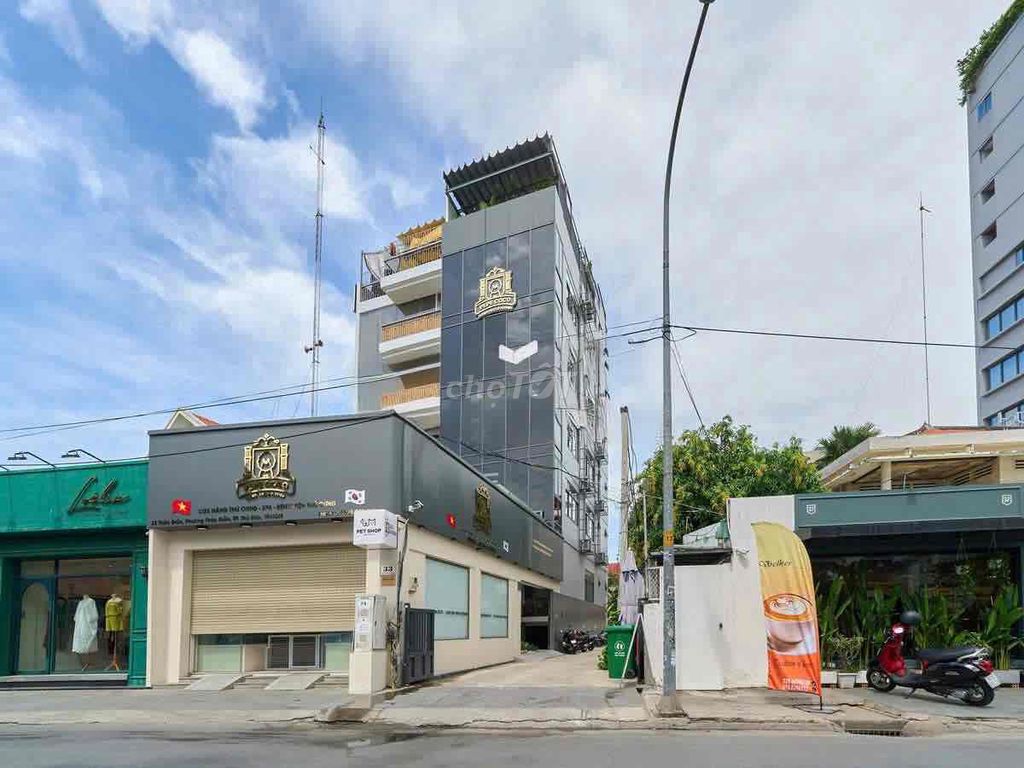 Аренда · 10 комн. · 200 м² · Thành phố Thủ Đức, ул. Đường Xuân Thuỷ