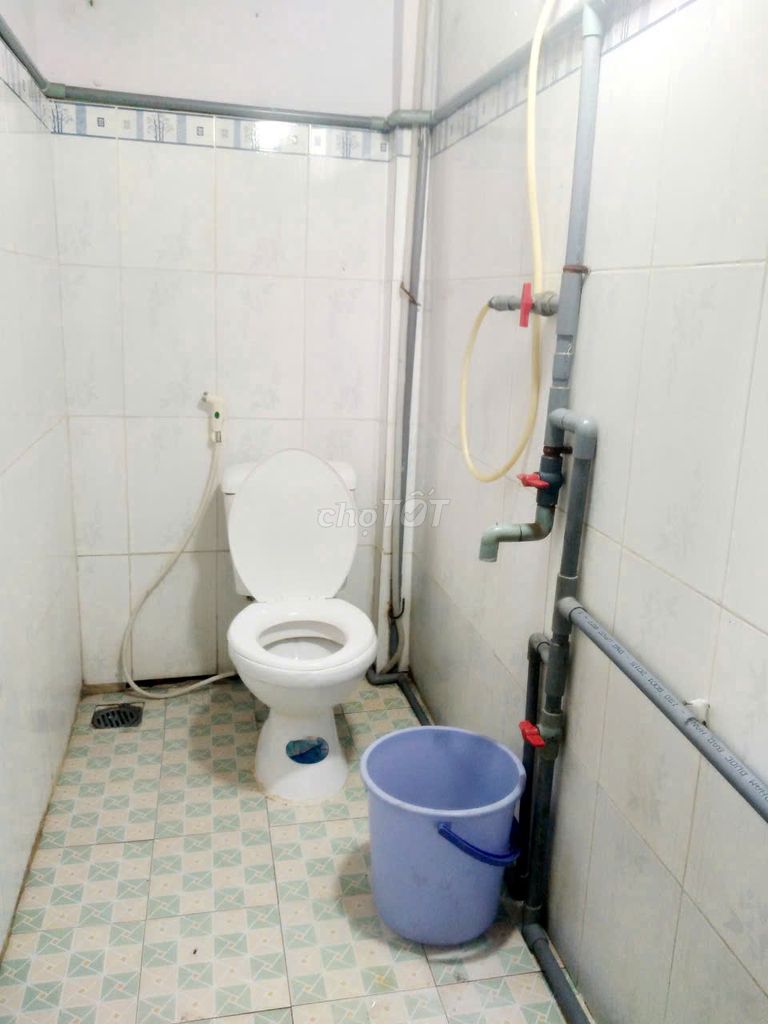 Nhà Lê Thi Nê Ph-Văn Hớn 3 x 10m trệt 1 gác lỬg HHMG 5%