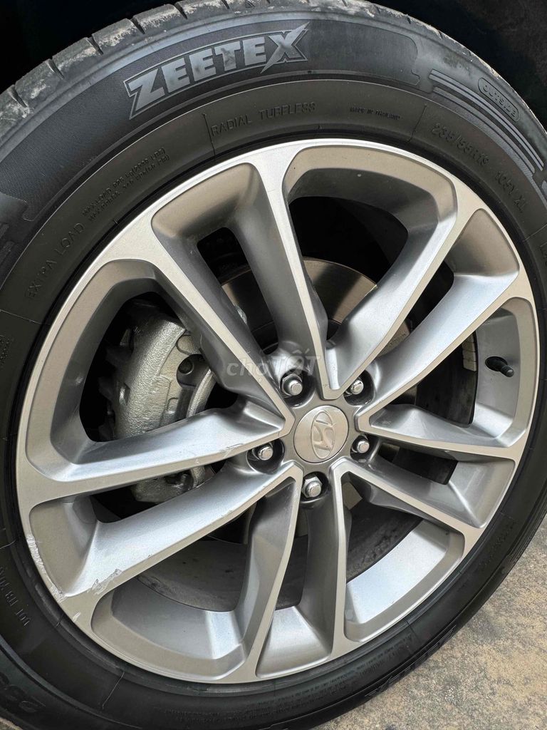 Hyundai SantaFe màu Đen. Mua bán Ô tô tại Huyện Đông Anh Hà Nội được đăng bởi vương văn chung  hình 21