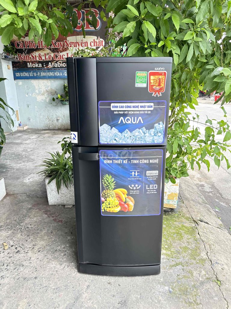 Tủ Lạnh AQUA 180l.nhẹ điện ko đóng tuyết