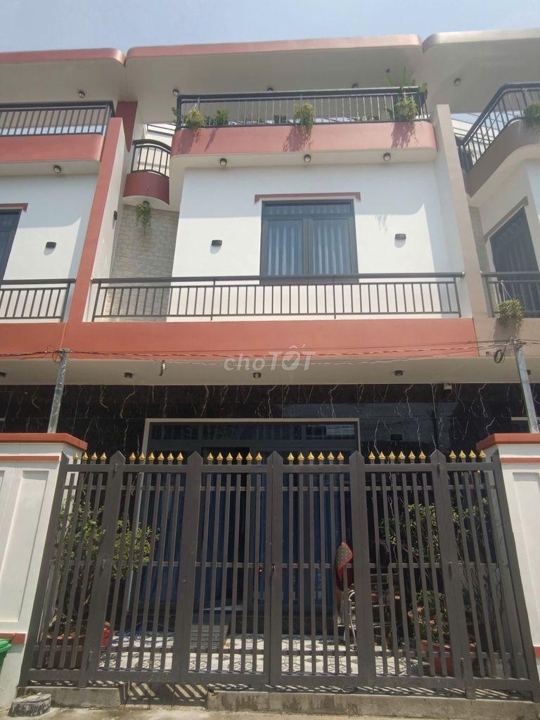 BÁN NHÀ 1 TRỆT 2 LẦU CHÍNH CHỦ BÌNH CHUẨN 28  GIÁ 3 TỶ 5 THƯƠNG LƯỢNG